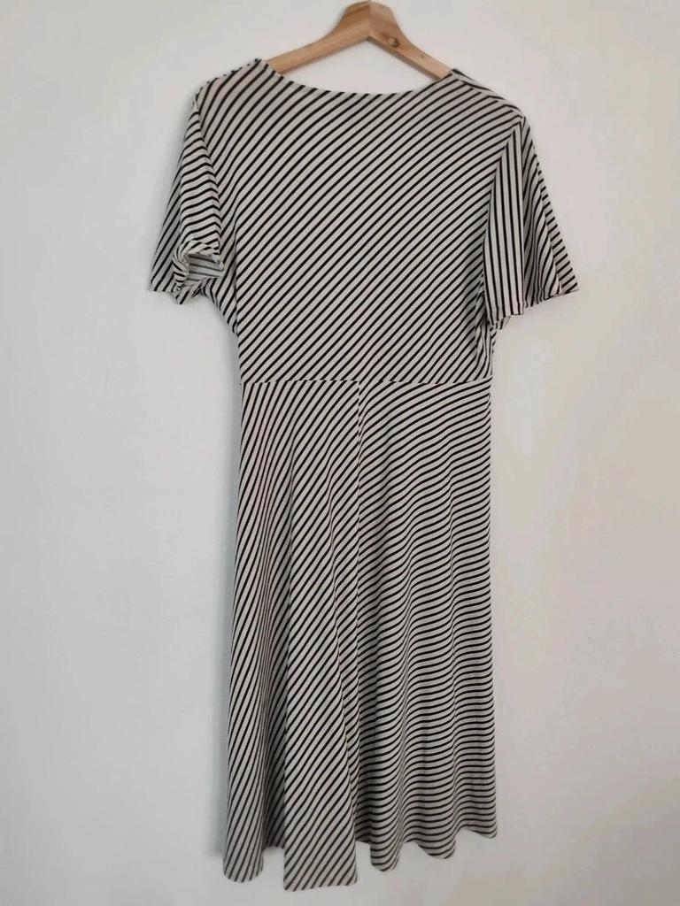 Robe midi rayée taille L