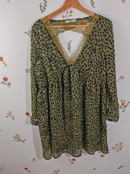 Robe évasée à motif kaki taille M/l