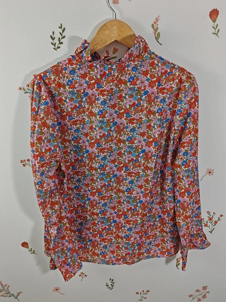 Blouse col haut fleurie taille L