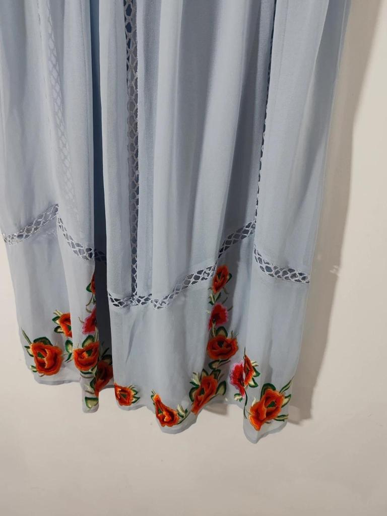 Robe broderie taille S