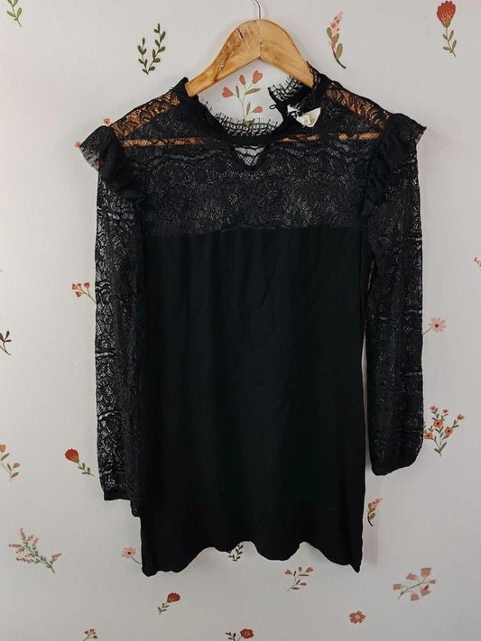 Robe dentelle Balzac taille S