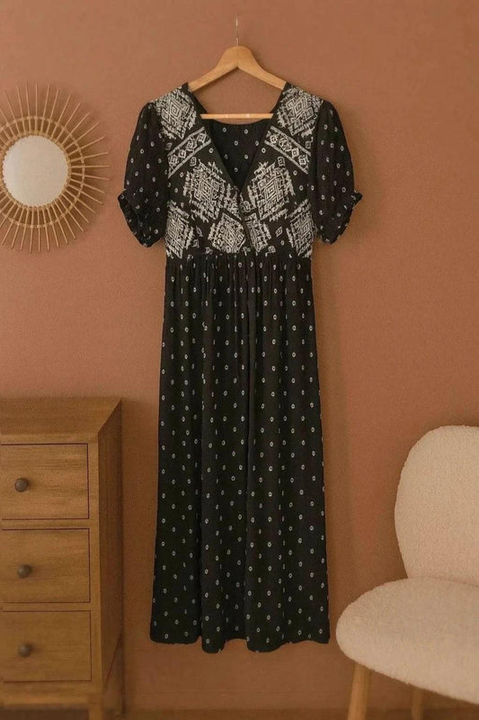 Robe longue brodée bohème taille M