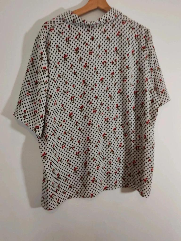 Chemisier pois taille 42/44