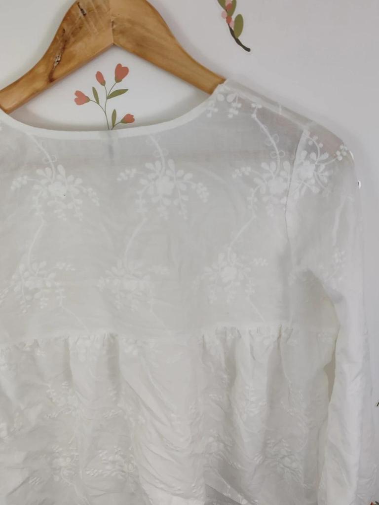 Blouse broderie taille L