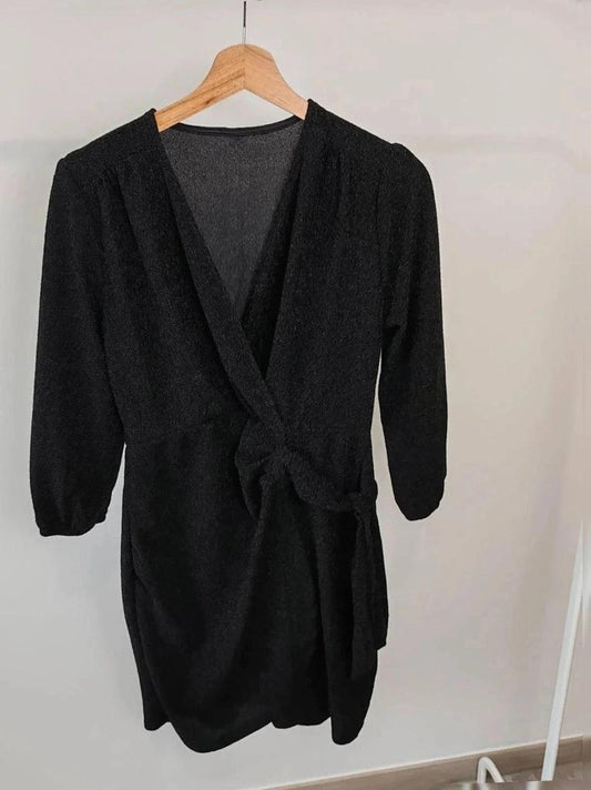 Robe brillante noir taille S