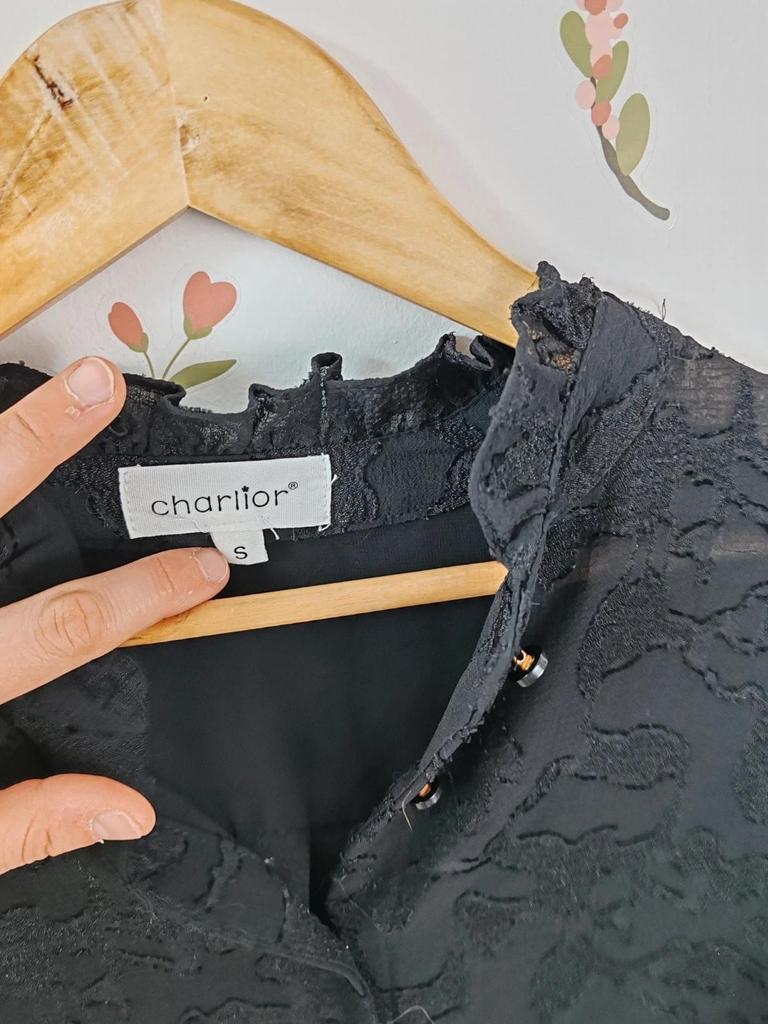 Blouse détails noir taille S