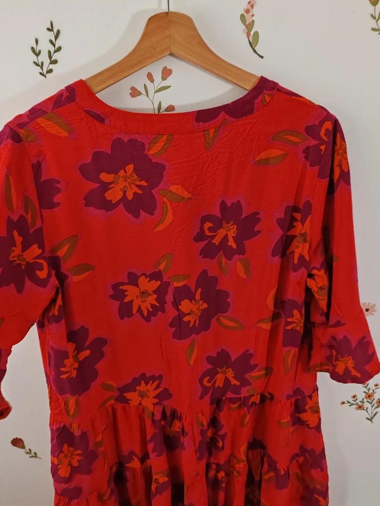 Robe courte orange taille 40