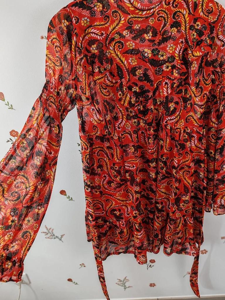 Robe rouge taille M