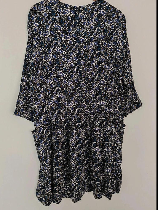 Robe fleuri taille 40