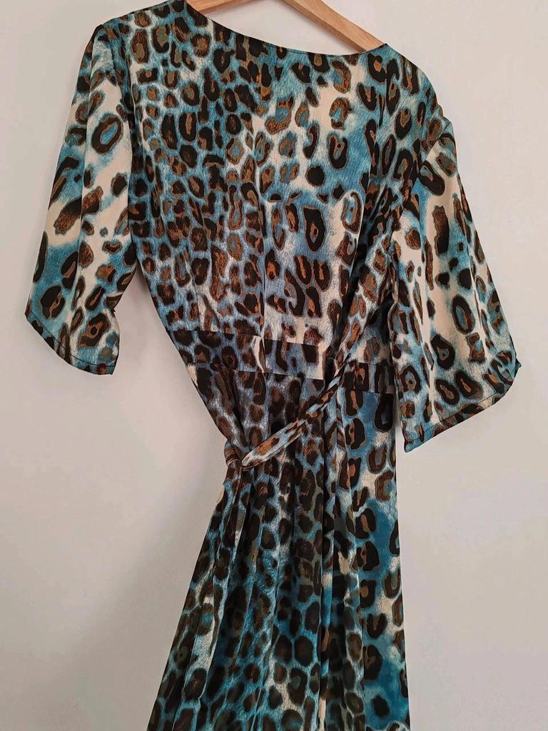 Robe soie léopard taille M/l
