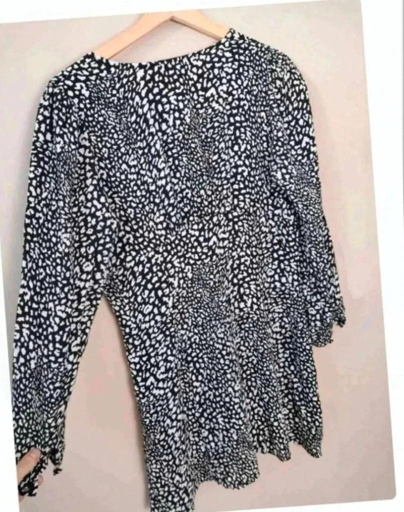 Robe motif animalier Zara