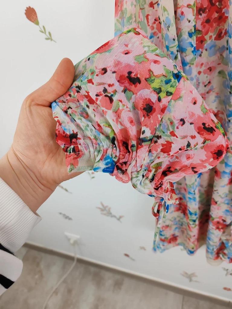 Robe fleurie taille M