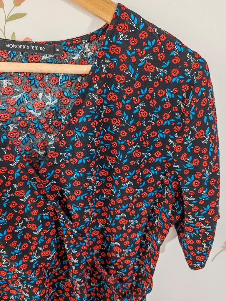 Robe courte à motif taille 36