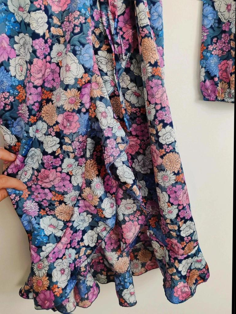 Robe croisée fleurie