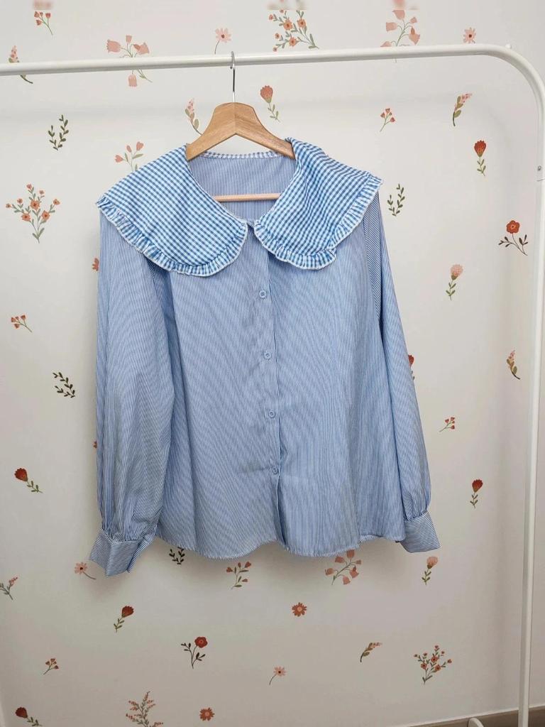Blouse col claudine bleu taille M/l