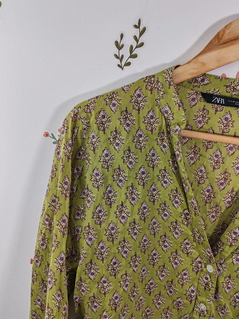 Robe à motif zara taille M