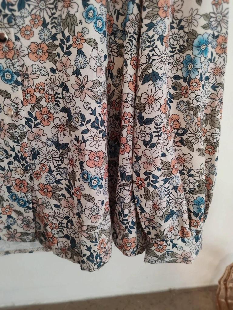 Blouse col claudine liberty taille M/l