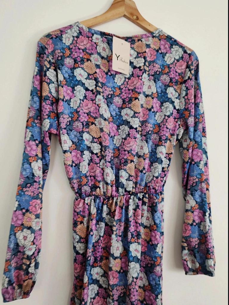 Robe croisée fleurie