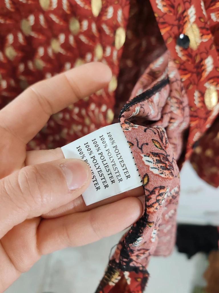 Blouse orangée et doré taille M