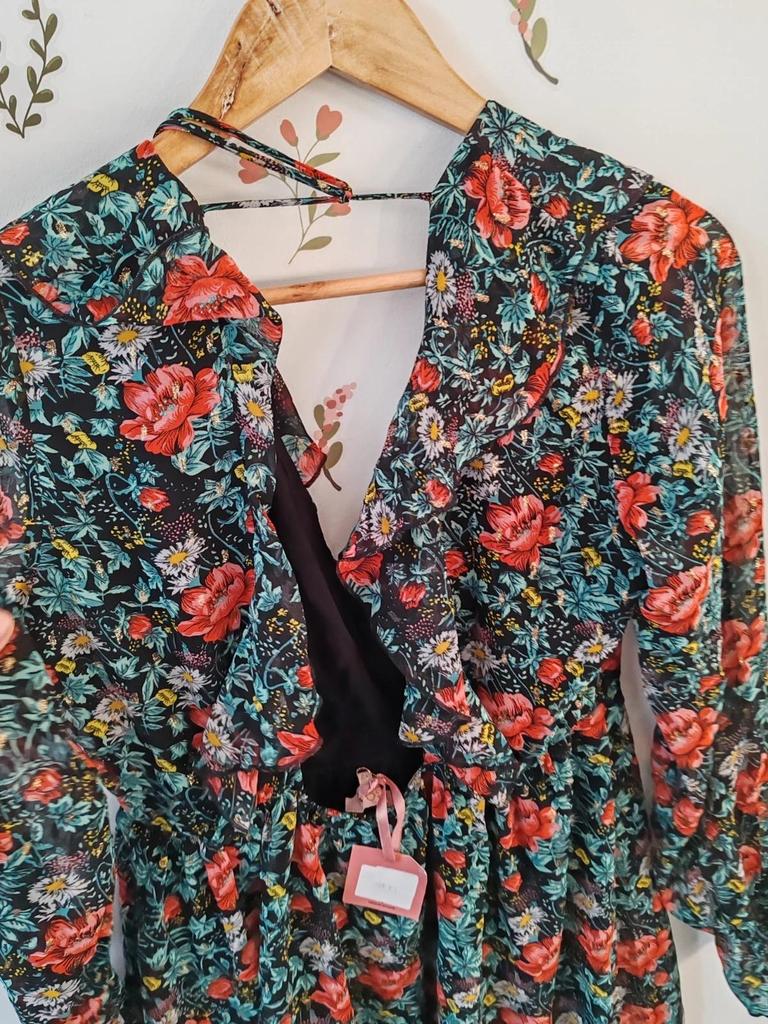 Robe fleurie dos ouvert Goa