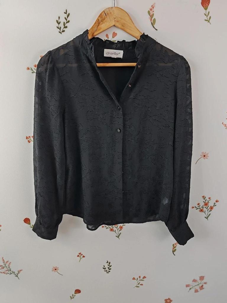 Blouse détails noir taille S