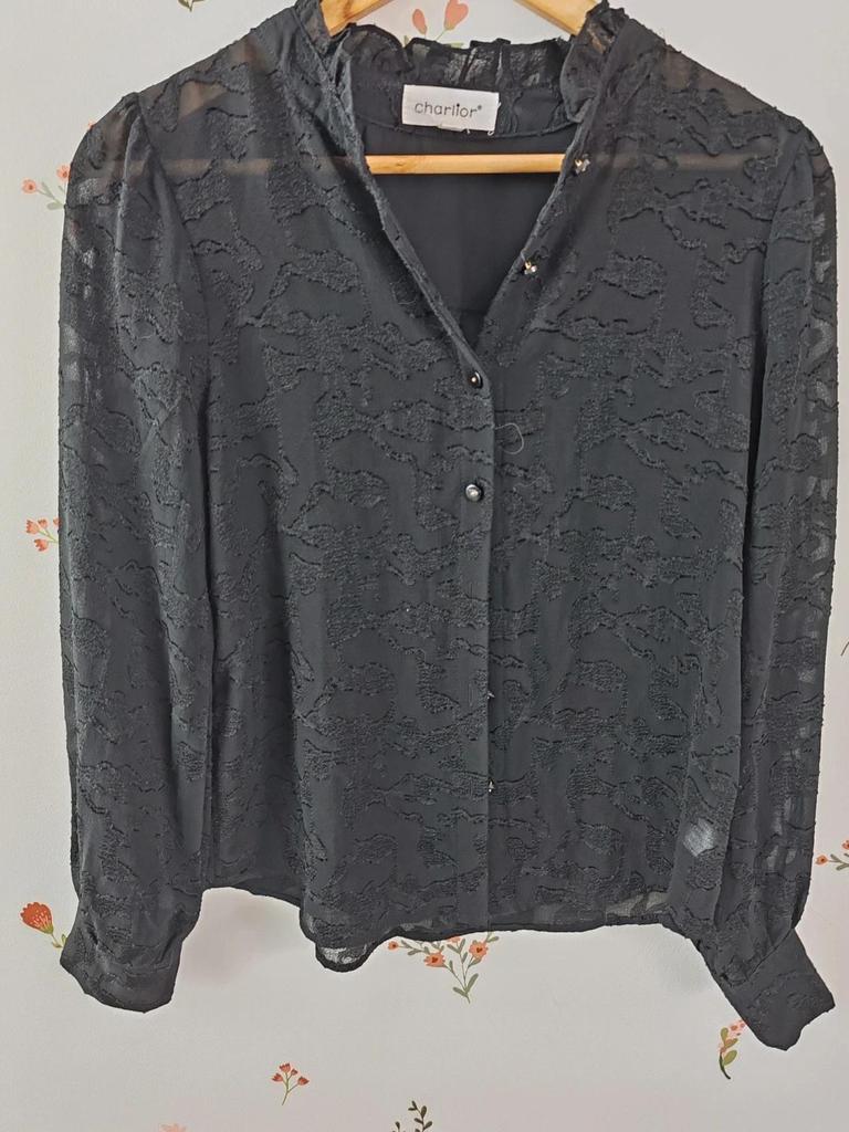 Blouse détails noir taille S