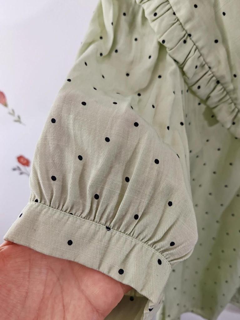 Blouse col claudine vert taille M/l